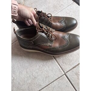 Clarks Men's Chantry Wing Dark Olive Combo size 10 euc work casual